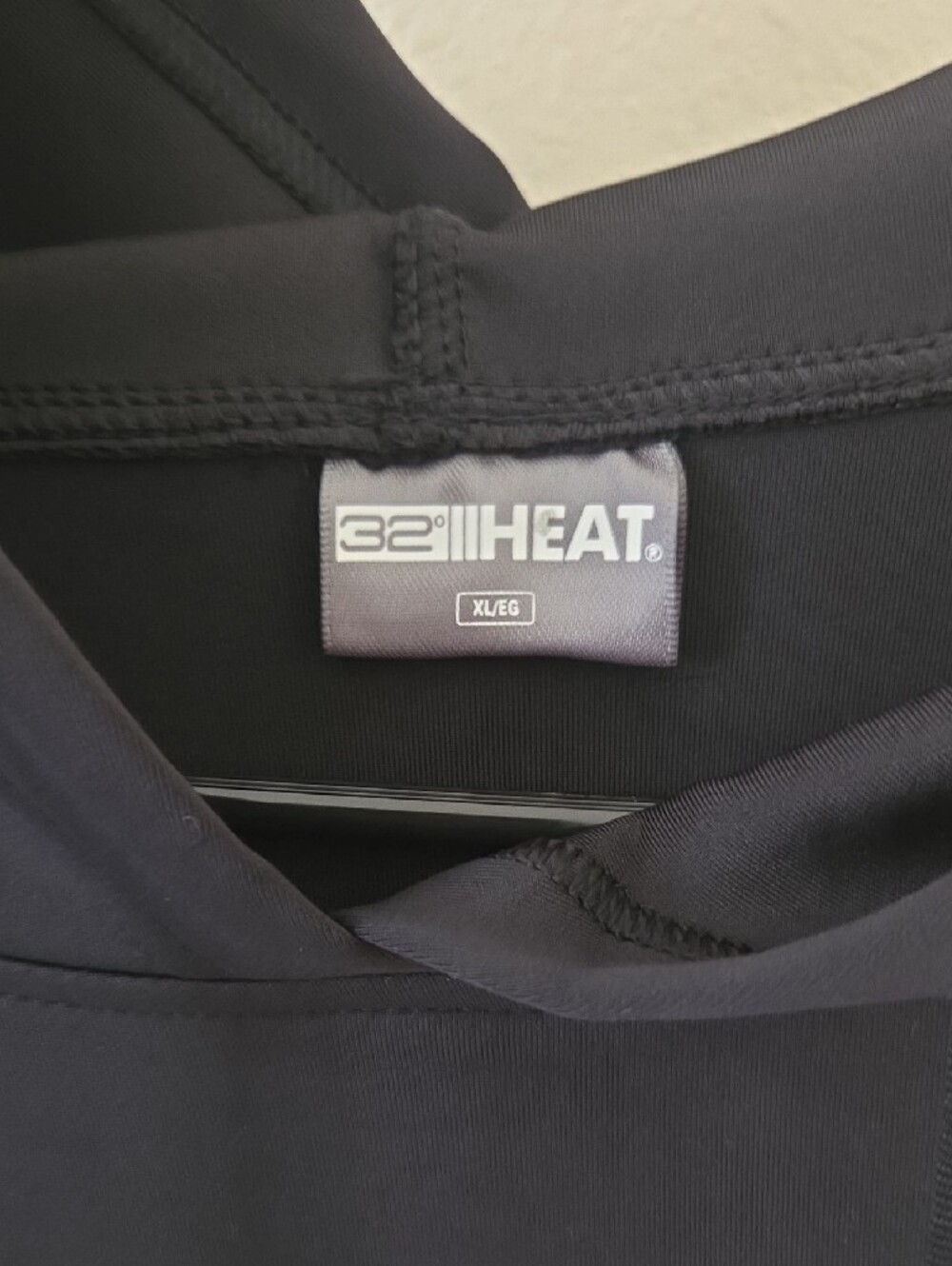 32 Degrees Black Hooded Pullover Sweatshirt - Picture 4 of 4